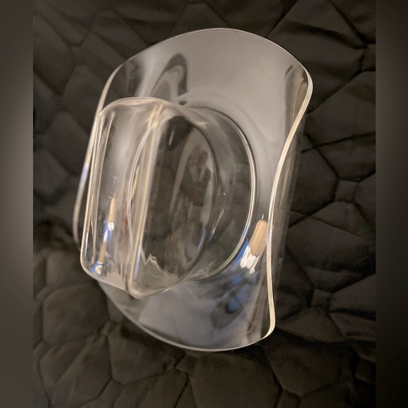 Unique Clear Lucite Acrylic Cowboy Hat - Picture 1 of 10